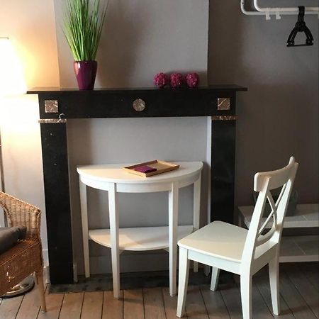 De Gelaarsde Kat Acomodação com café da manhã Ieper Exterior foto